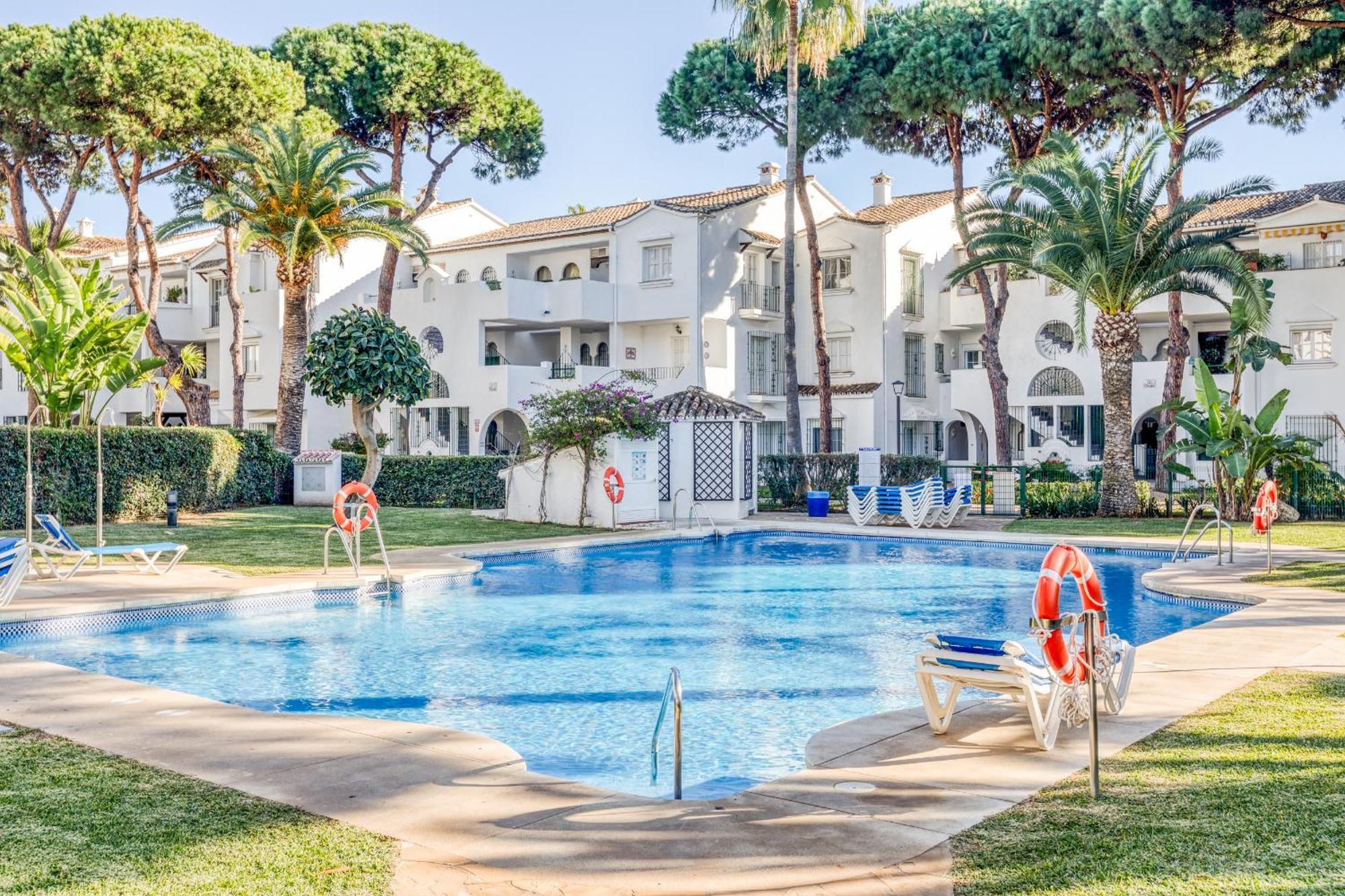 Apartamento Life El Presidente Penthouse Pool View Estepona Exterior foto