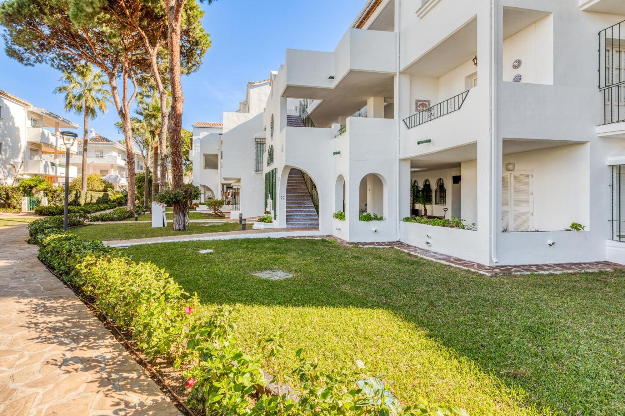 Apartamento Life El Presidente Penthouse Pool View Estepona Exterior foto