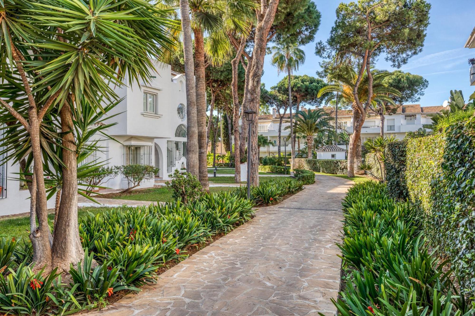 Apartamento Life El Presidente Penthouse Pool View Estepona Exterior foto